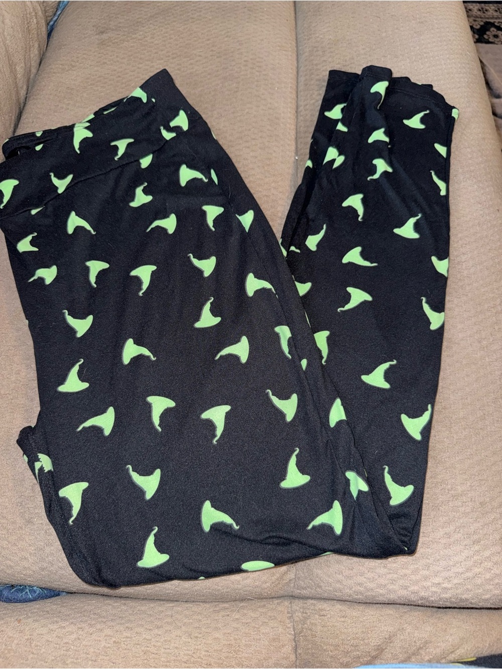 Adult Halloween Black Leggings with Green Witch hat xl
